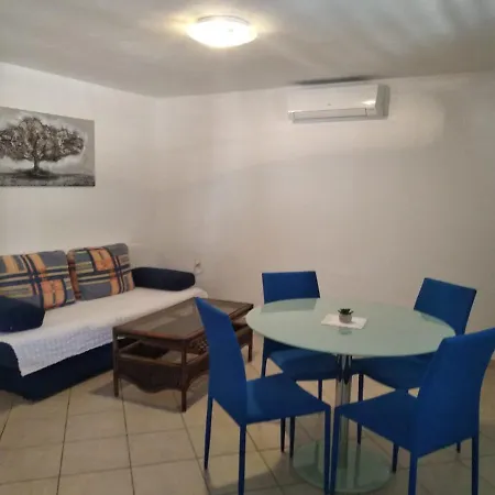2 Bedroom Familly Apartment Ankora *